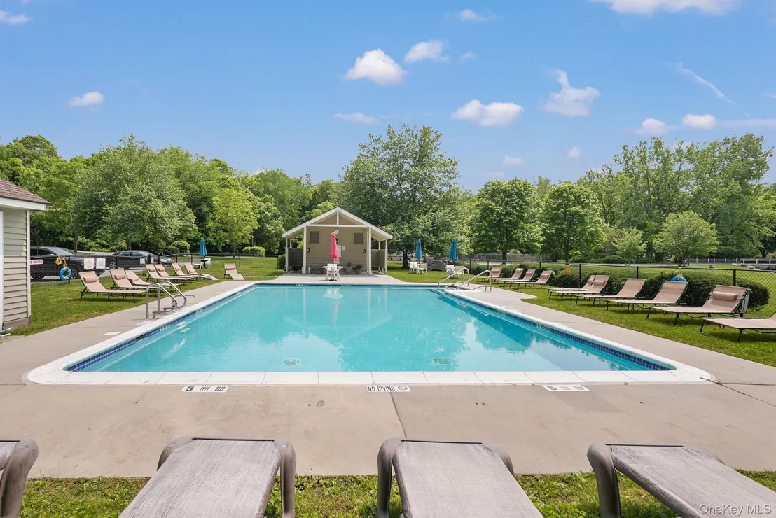 Photo of 70 Krystal Drive