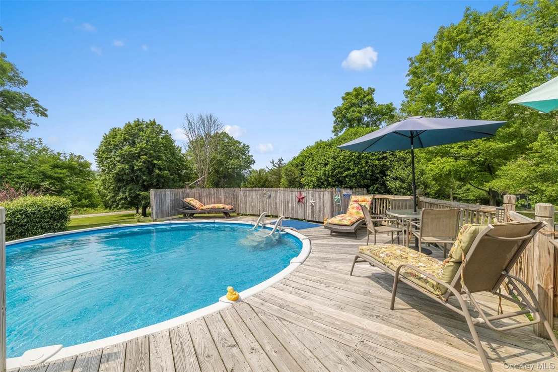Photo of 421 Orchard Drive