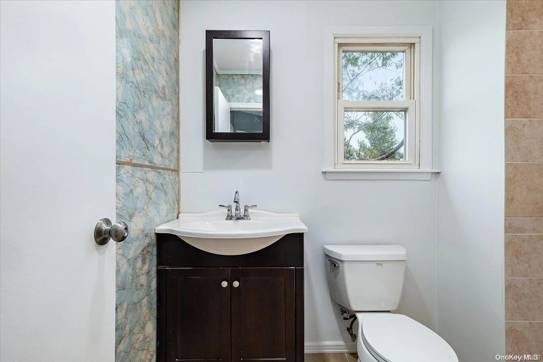 Photo of 187 Plainview Road