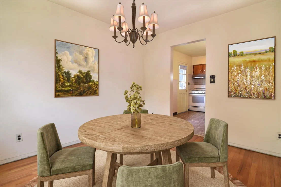 Photo of 53 Florence Avenue