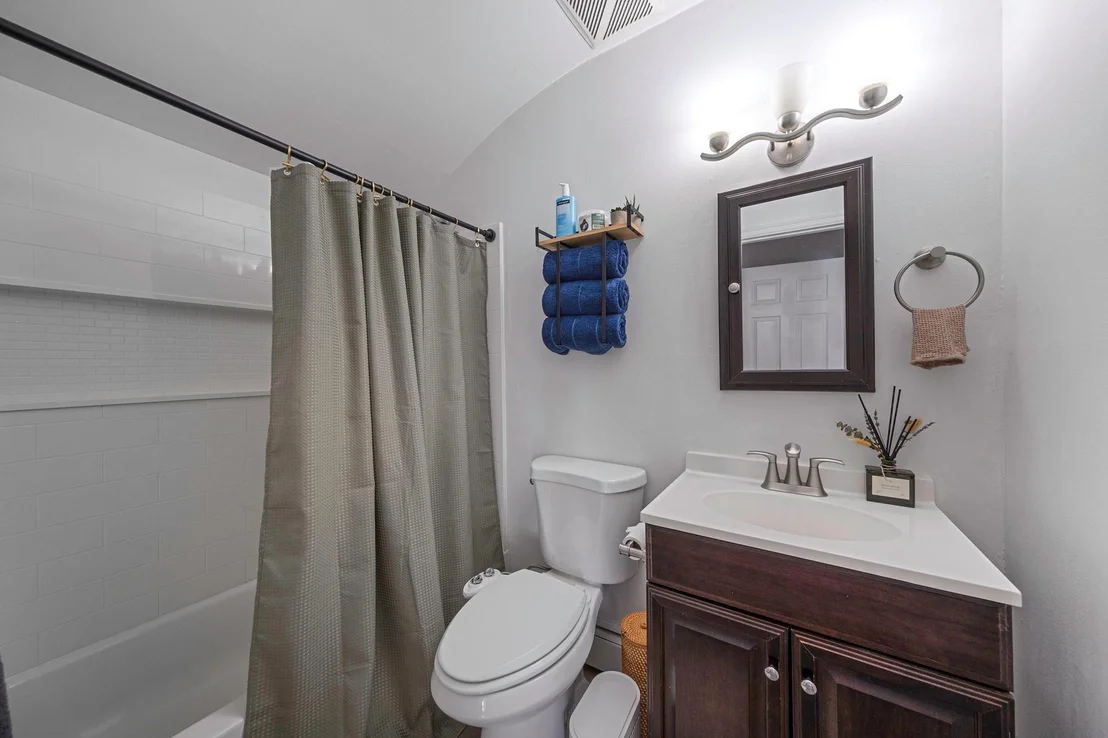 Photo of 33 Scotch Pine Drive