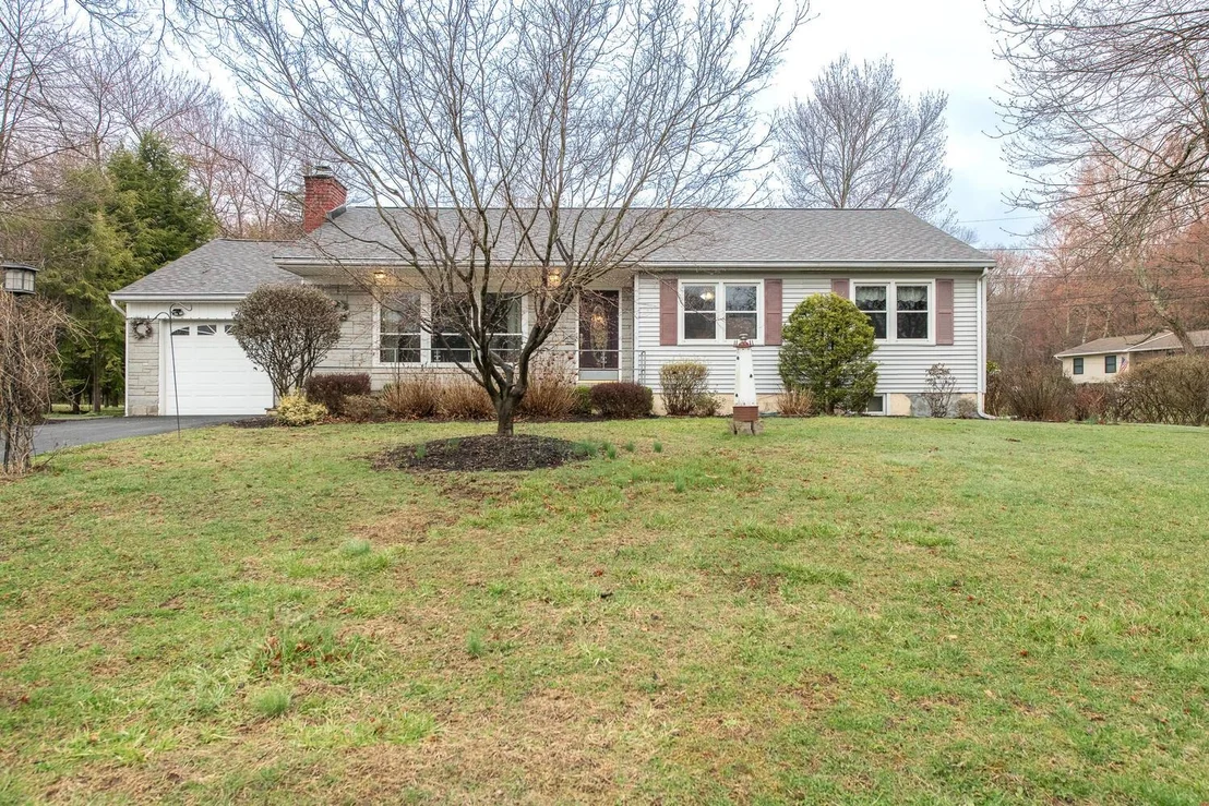 Photo of 7 Henry Drive