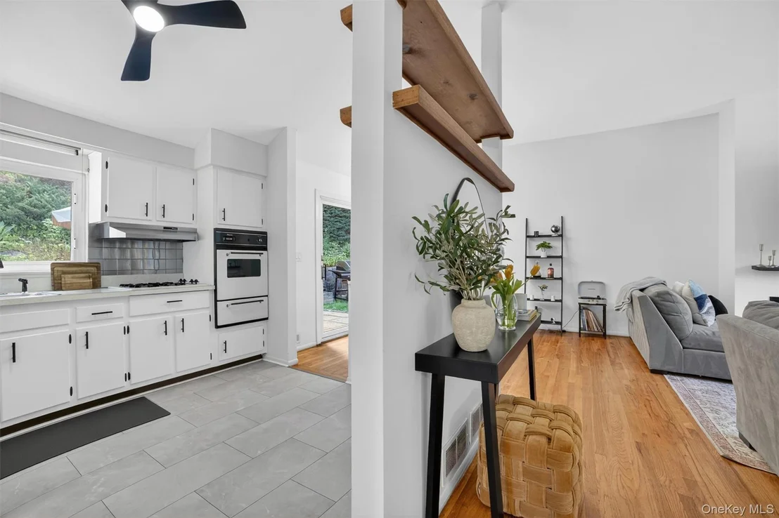 Photo of 4 Pamela Lane