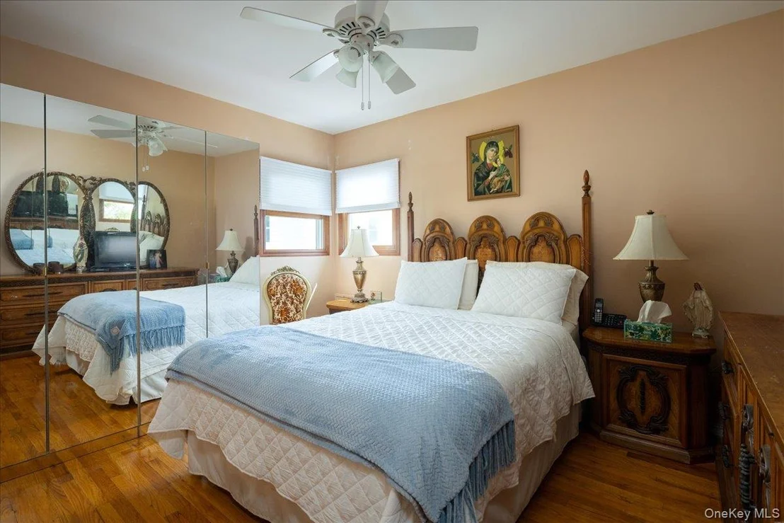 Photo of 242 Seidman Place