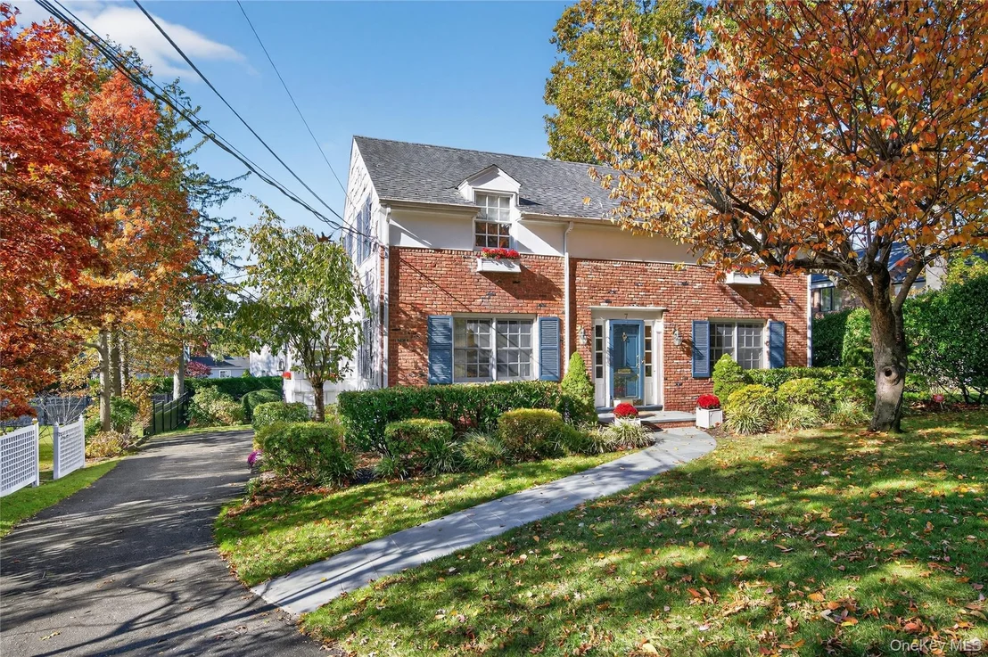 Photo of 7 Shore Road