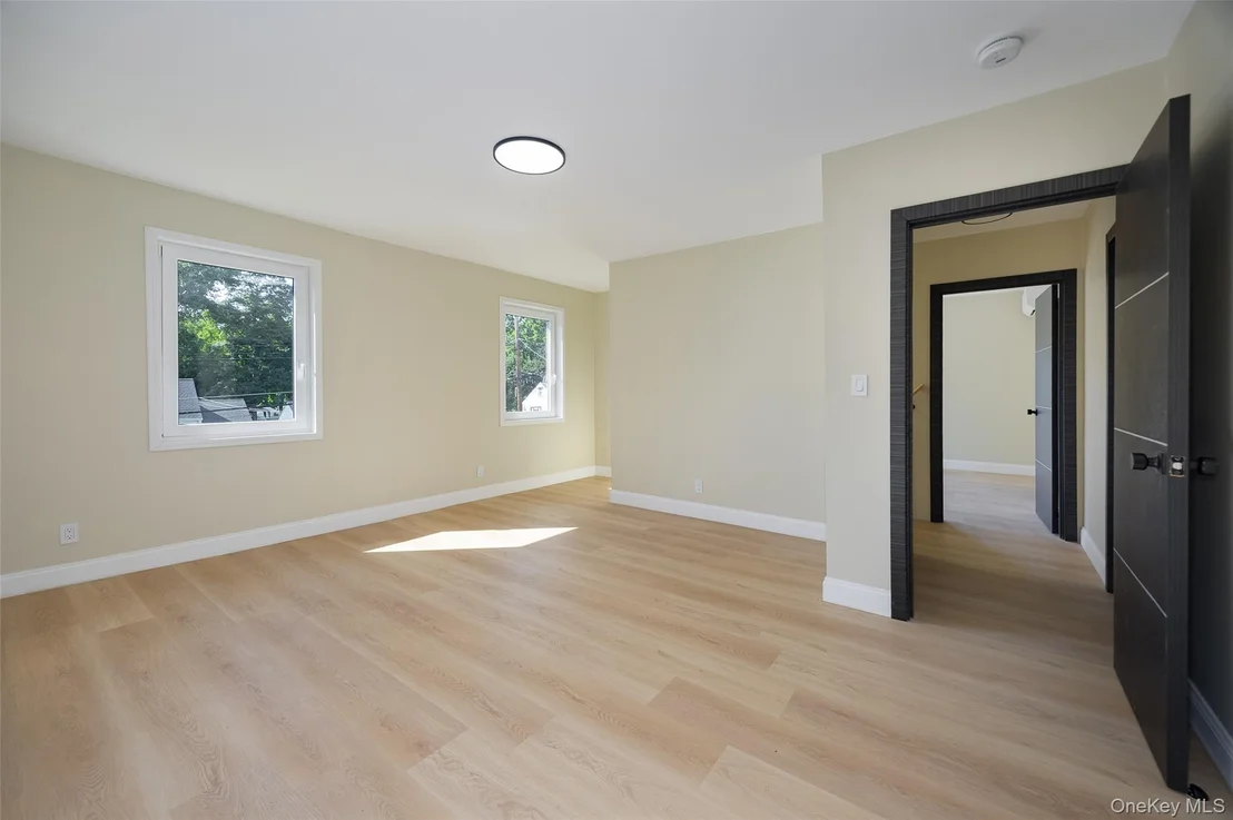 Photo of 22 Henmond Boulevard