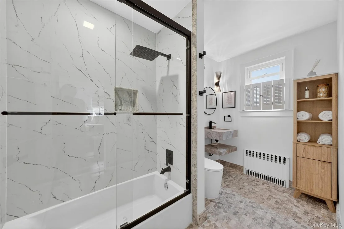 Photo of 32 Dutchess Terrace