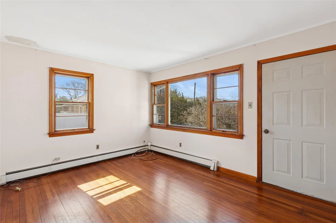Photo of 1504 Roanoke Avenue