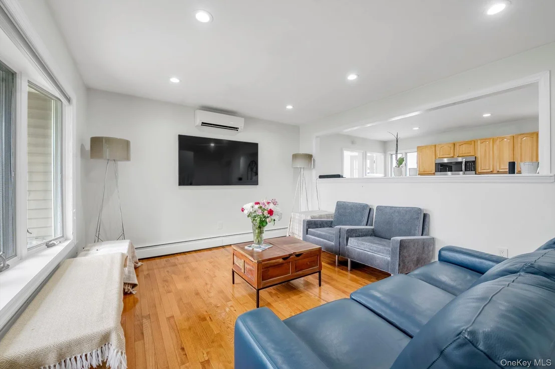 Photo of 1055 Jefferson Street