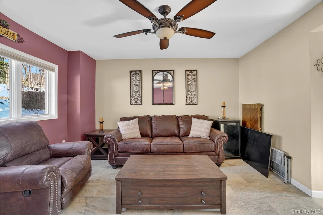 Photo of 20 Beecher Lane