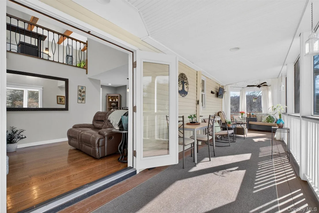 Photo of 255 Haviland Drive