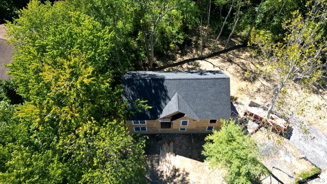 Photo of 24 Deer Run Road
