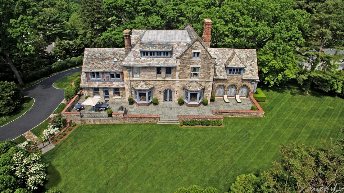 Photo of 5 Oakledge Road