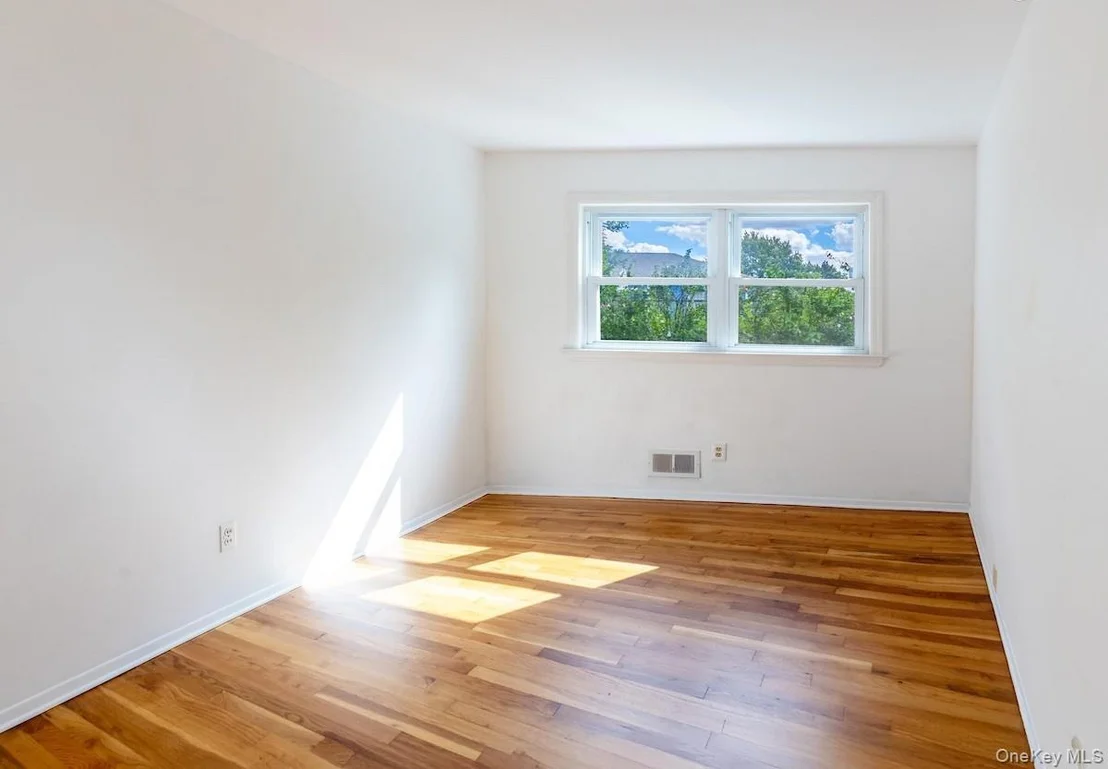 Photo of 20 Overlook Road