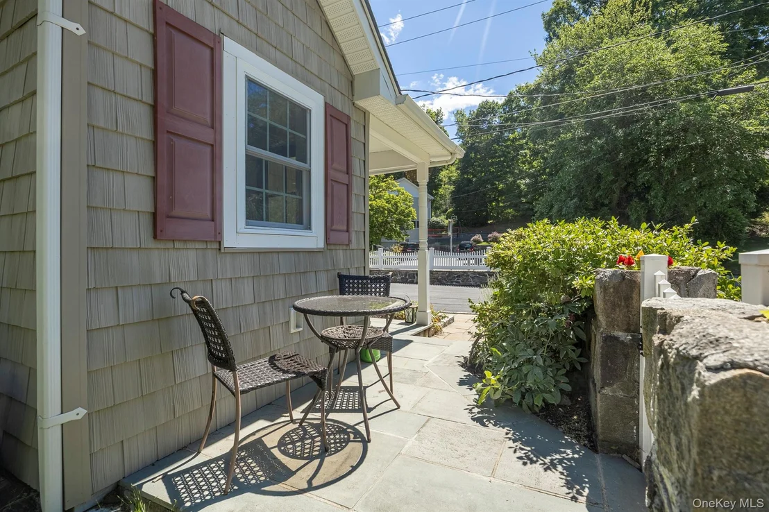 Photo of 1 Colonial Drive