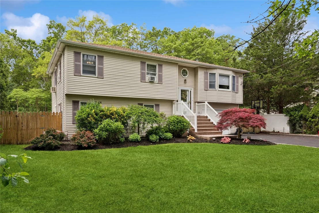 Photo of 40 Dillmont Drive