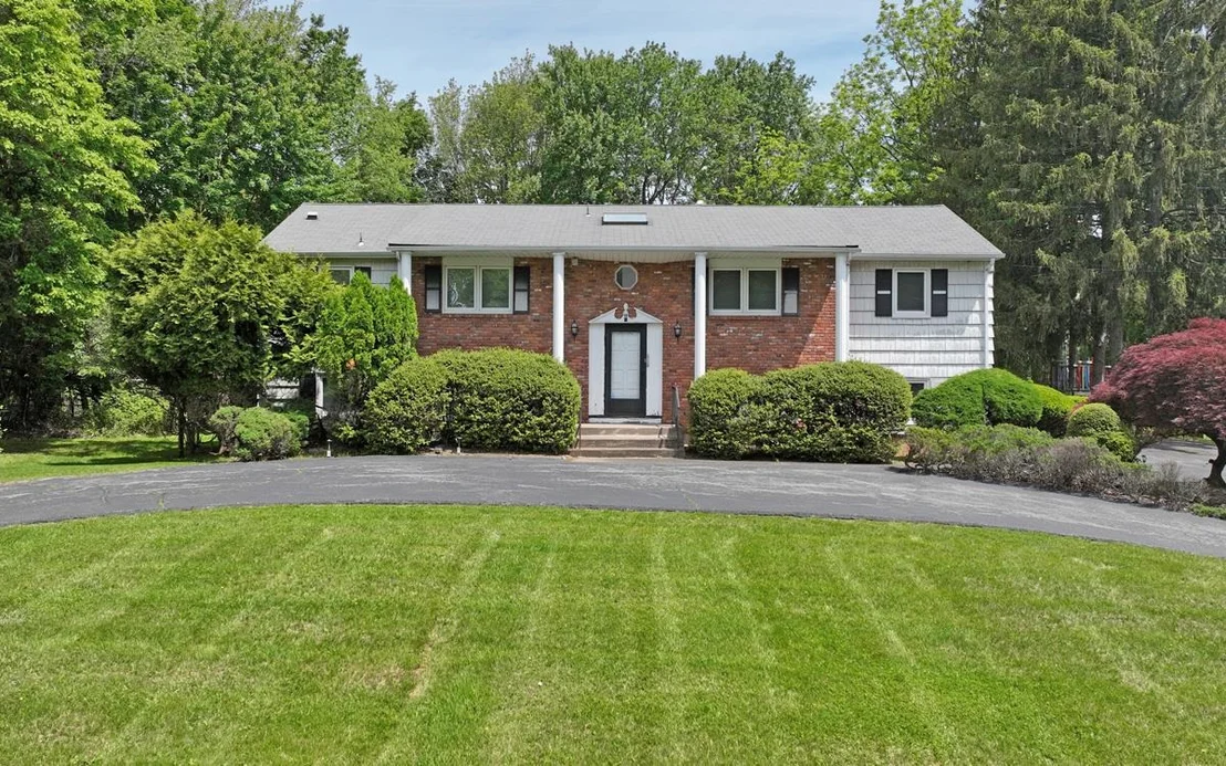 Photo of 9 Skylark Drive