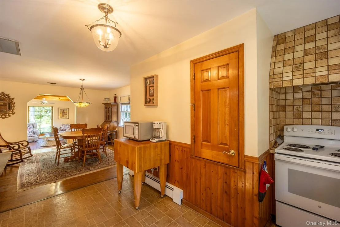 Photo of 102 Stream Lane