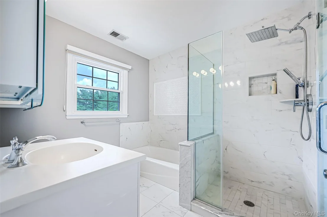 Photo of 8 Parkview Drive