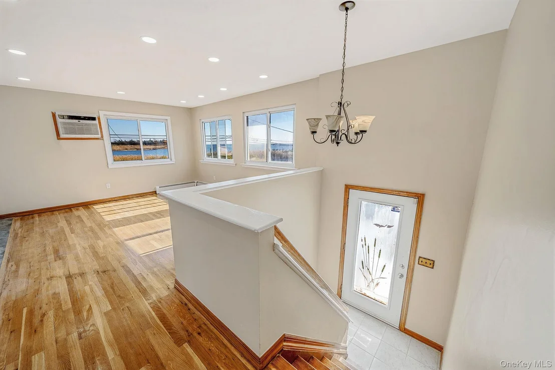 Photo of 4 Bay Place