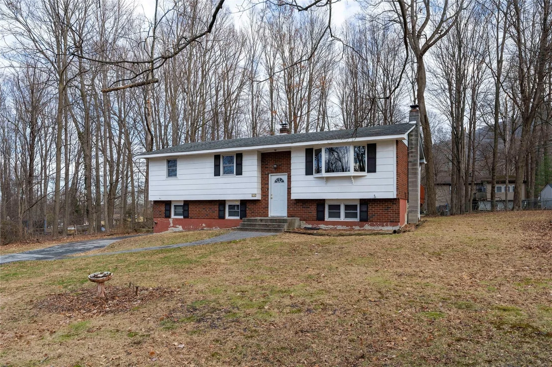 Photo of 11 Brookside Road