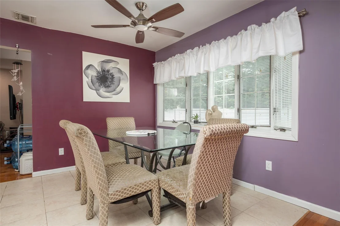 Photo of 3421 Oceanside Road