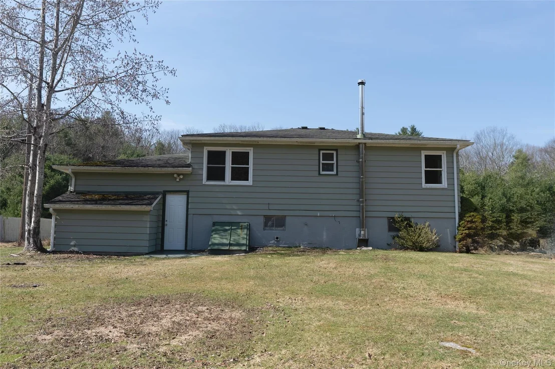 Photo of 220 County Road 21