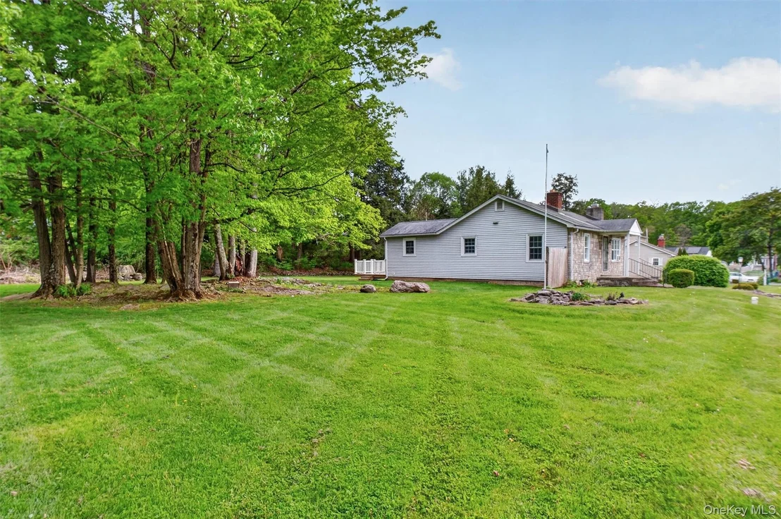 Photo of 17 Holt Road