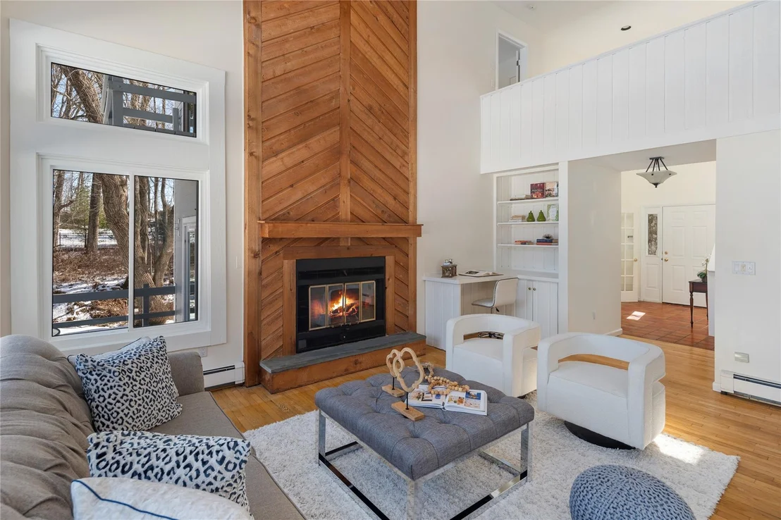 Photo of 2 Hunter Drive