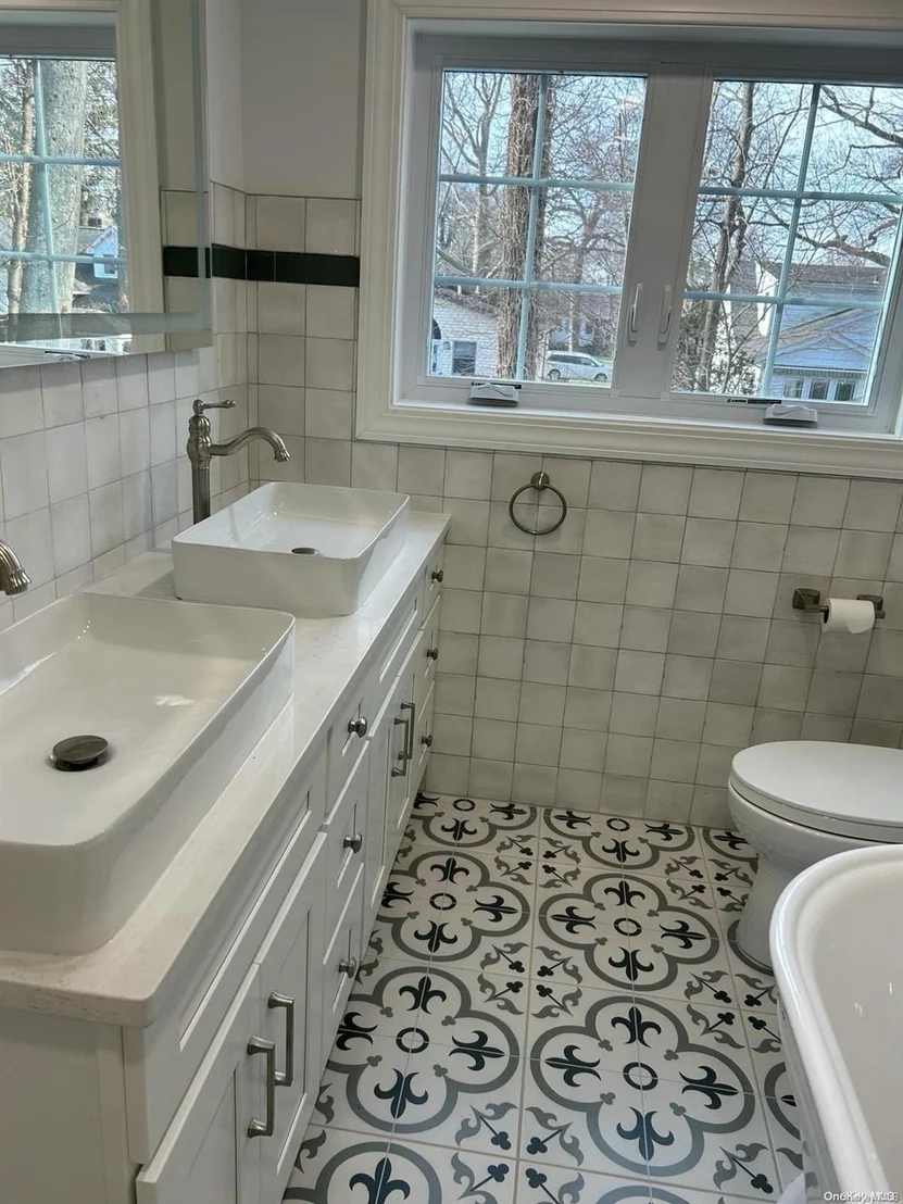 Photo of 222 Walker Place