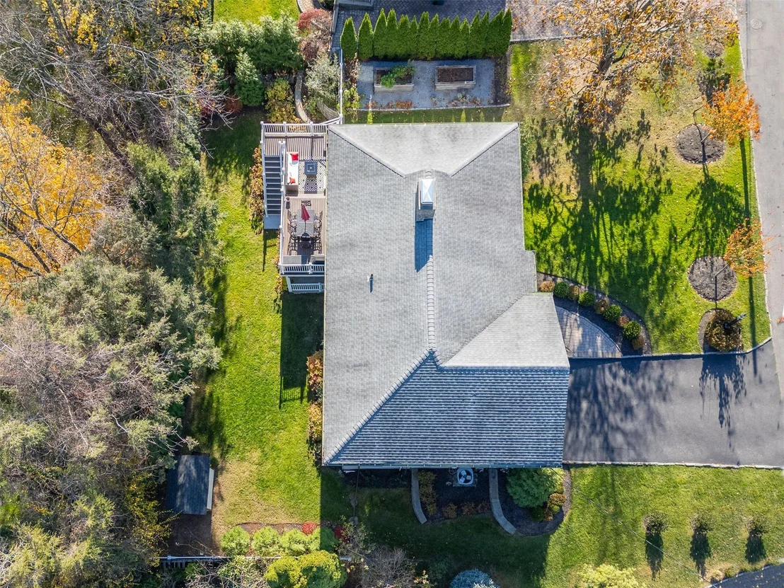 Photo of 6 Hubbard Circle