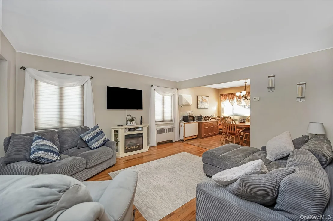 Photo of 75 N Sloan Drive N