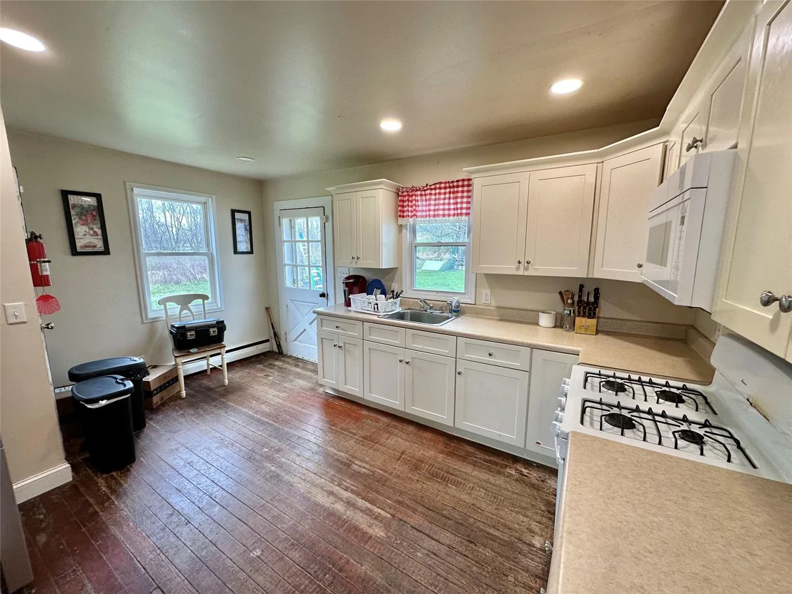 Photo of 43 Hoffman Road