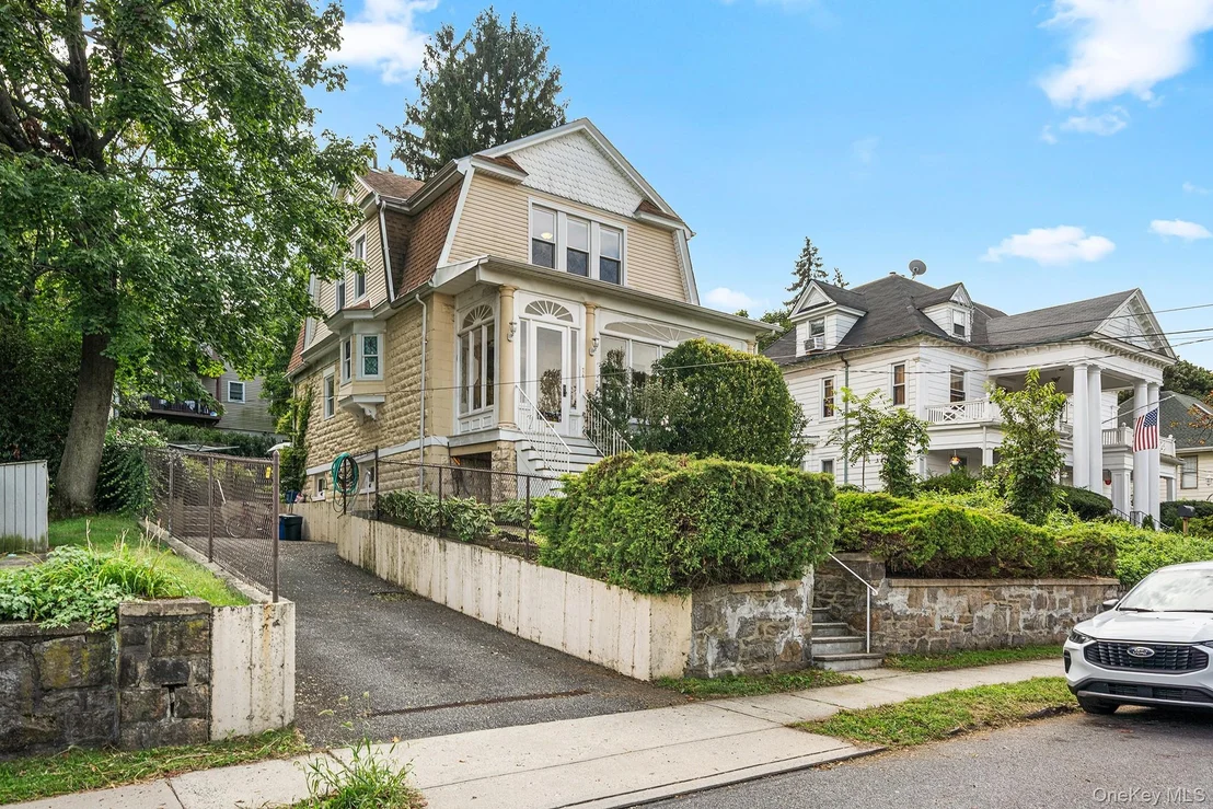 Photo of 72 Dalton Road