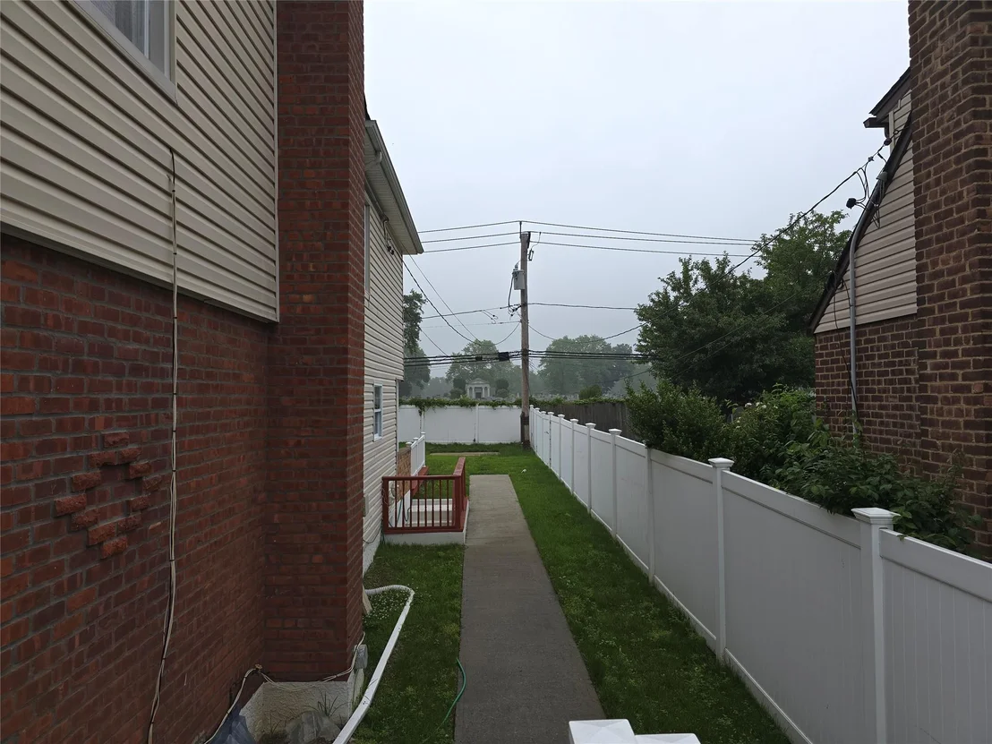 Photo of 92 Norfeld Boulevard