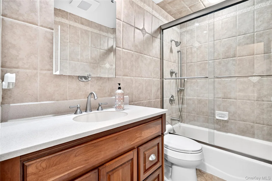 Photo of 4 Rockridge Drive