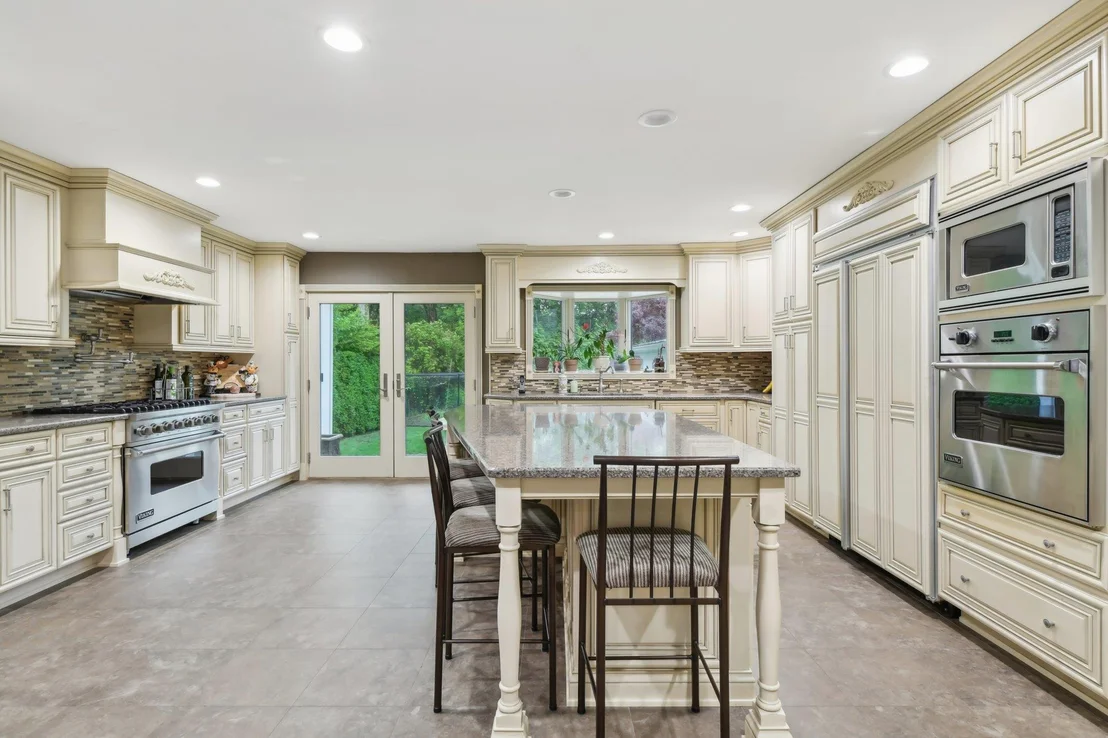 Photo of 98 Beach Road