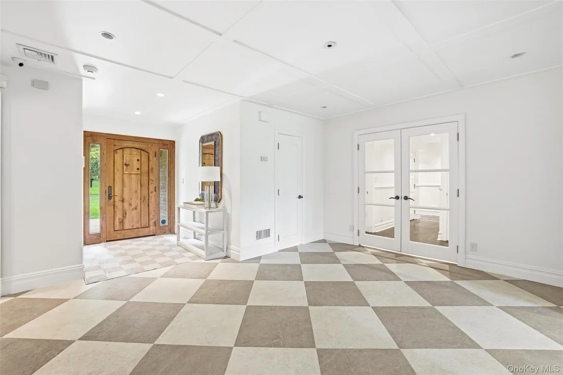 Photo of 440 Sterling Road