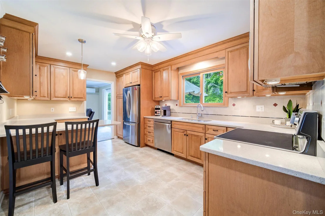 Photo of 1 Tanglewood Lane