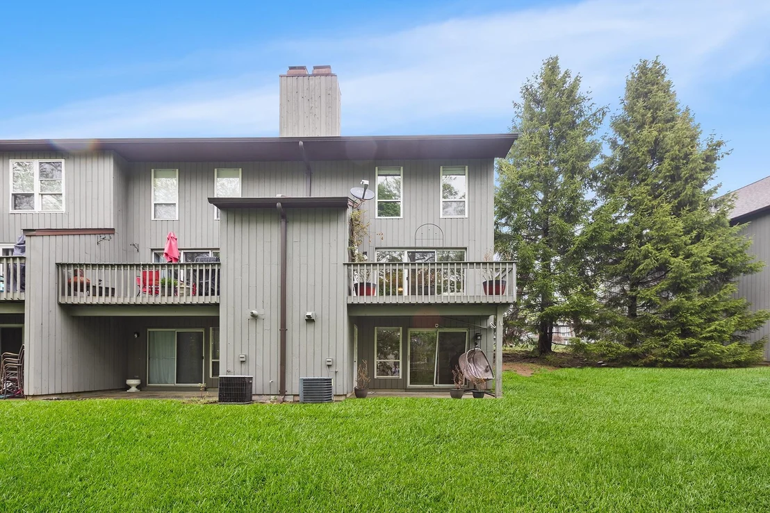 Photo of 17 Hemlock Circle