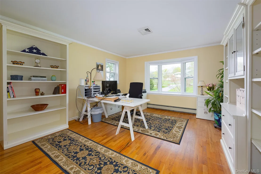 Photo of 102 Beaver Road