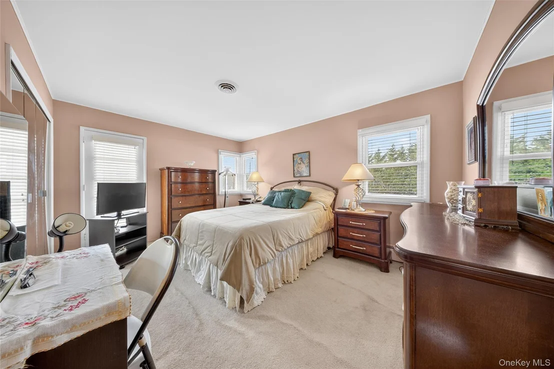 Photo of 141 Cold Spring Road