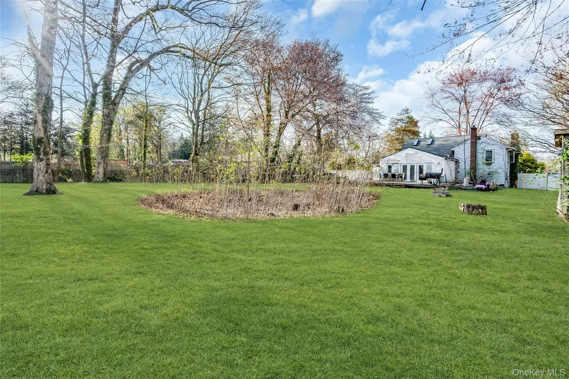Photo of 4 Clearbrook Drive