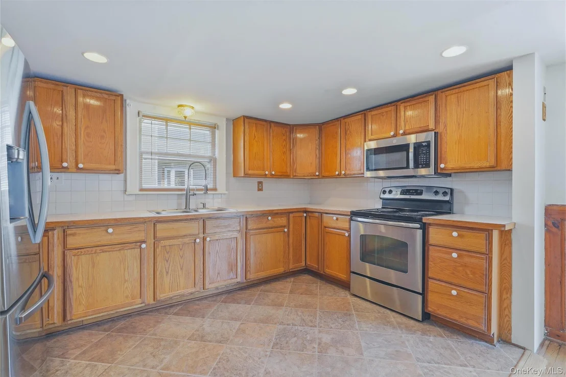 Photo of 9 Maple Street