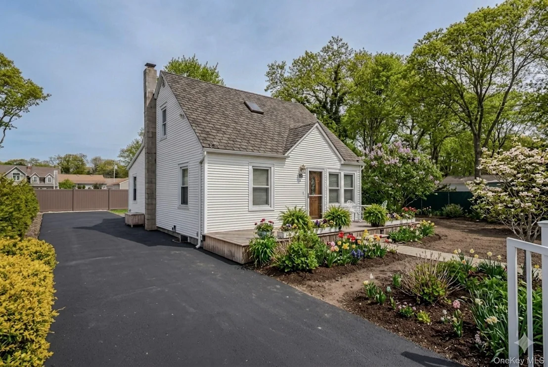 Photo of 33 Manor Drive