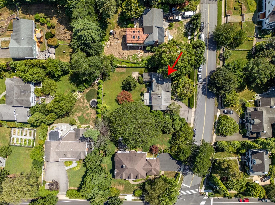 Photo of 71 Apawamis Avenue