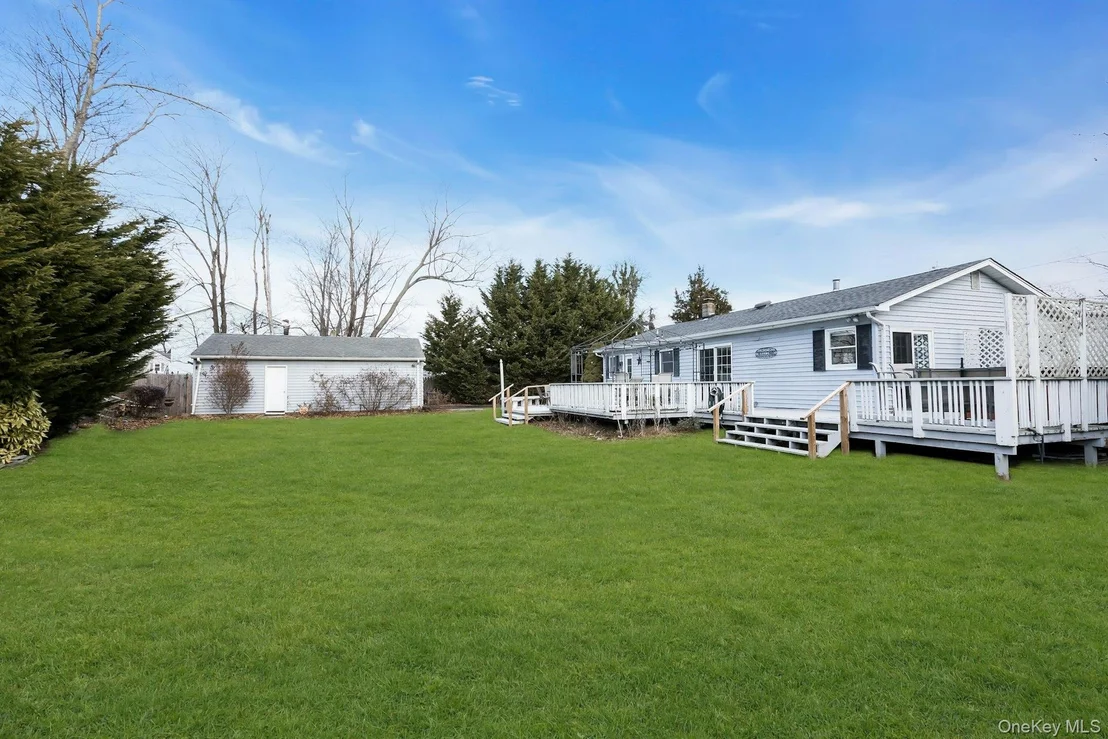 Photo of 358 Rider Avenue