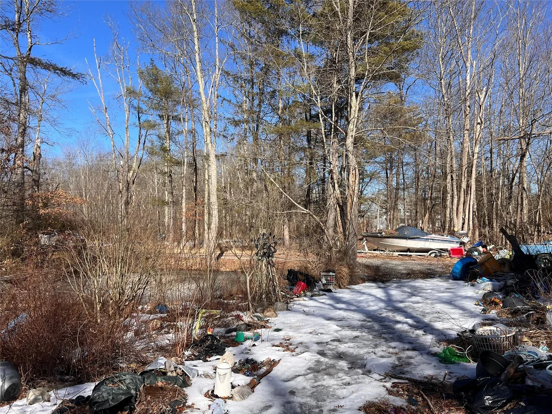 Photo of 2439 Bruynswick Road