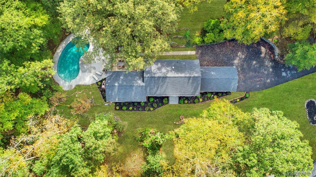 Photo of 23 Tatomuck Road