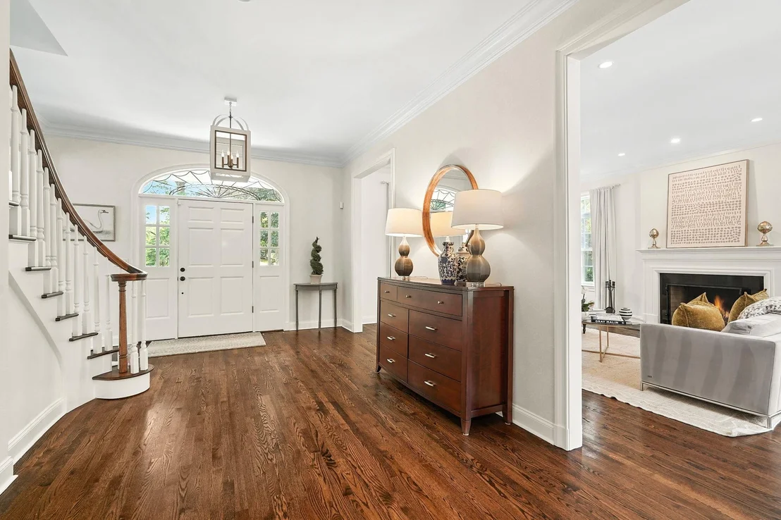 Photo of 25 Summit Avenue